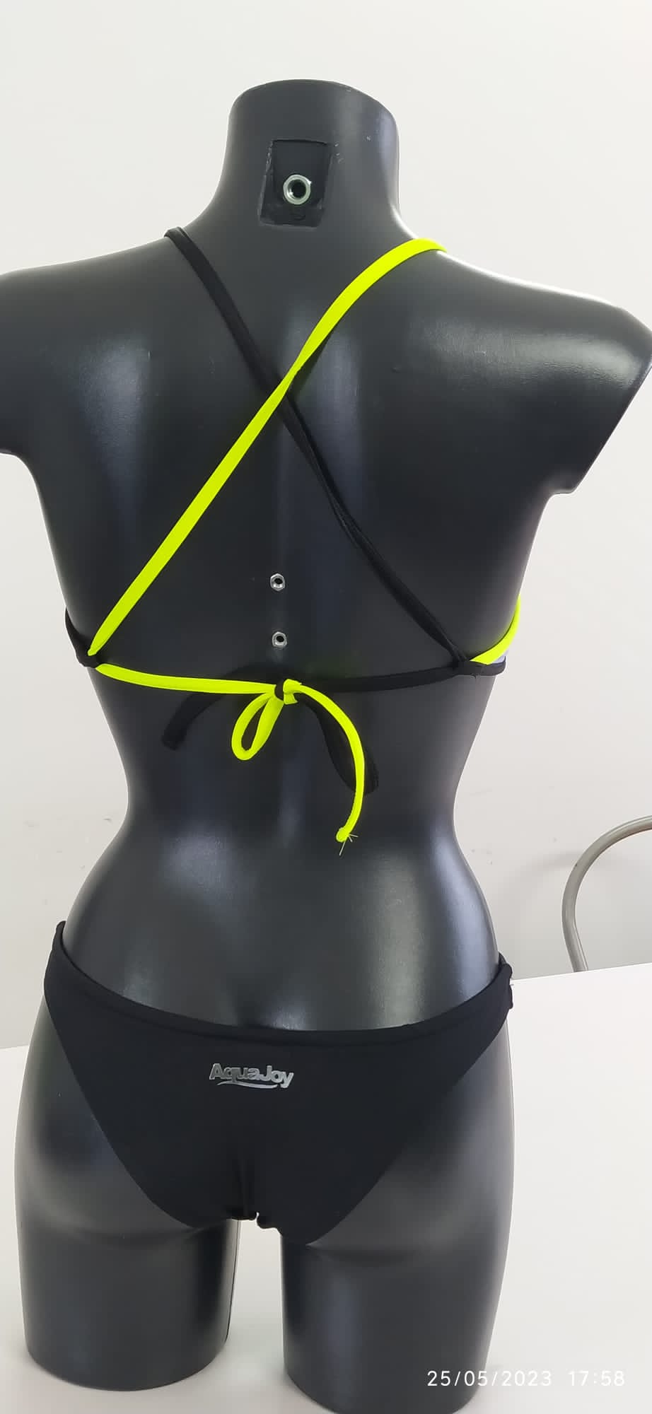 Bikini triangolo glicine/nero
